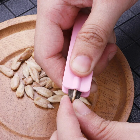 Mini Plastic Melon Seed Opener