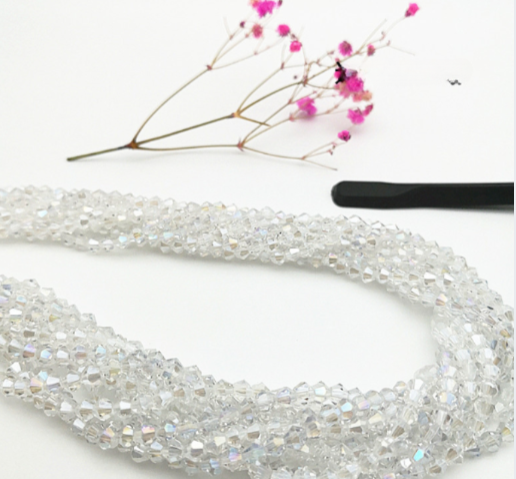 Crystal double-pointed 5/m diamond-shaped beads